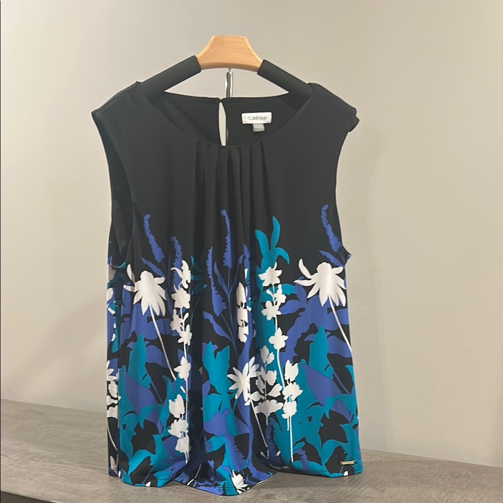 Calvin Klein Black and Blue Sleeveless Blouse